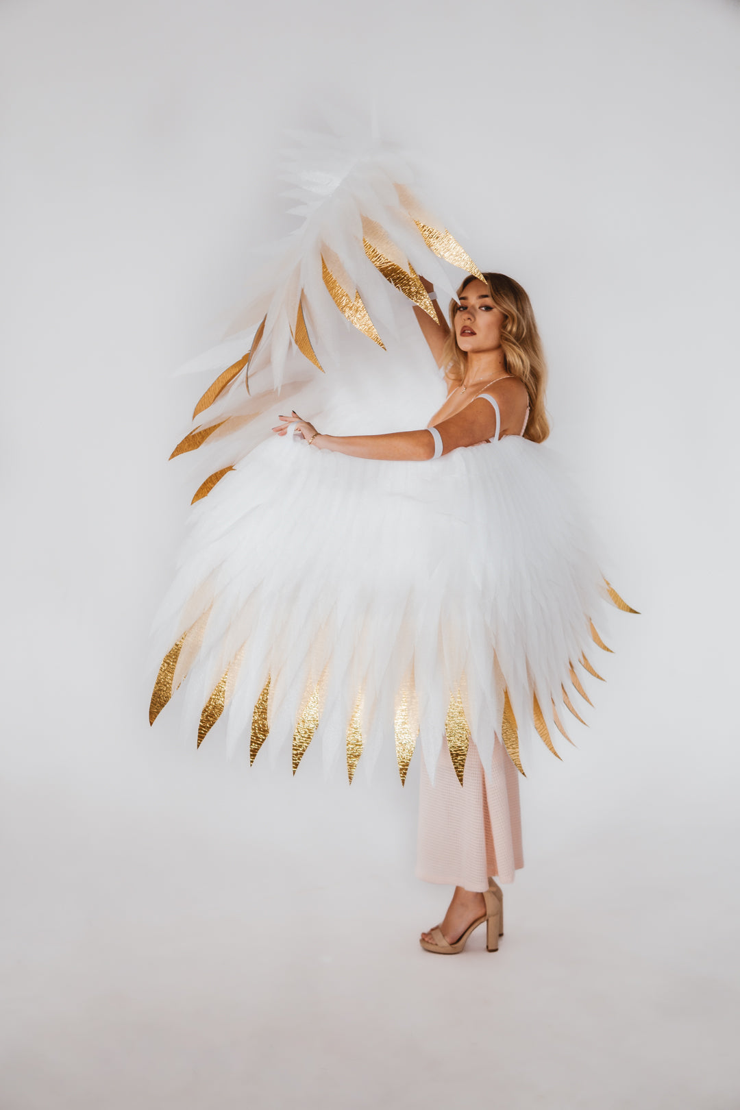 Białe skrzydła anioła dekoracyjne "marki Bogacci"