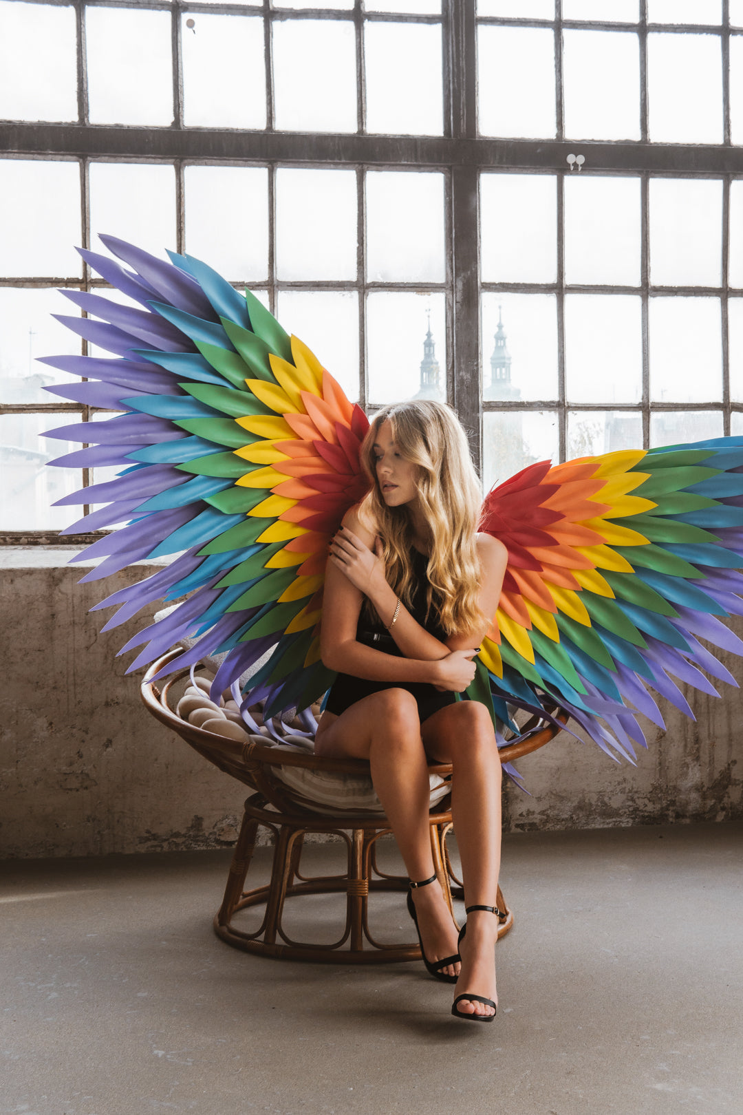 Kolorowe skrzydła anioła do sesji fotograficznej "marki Bogacci"