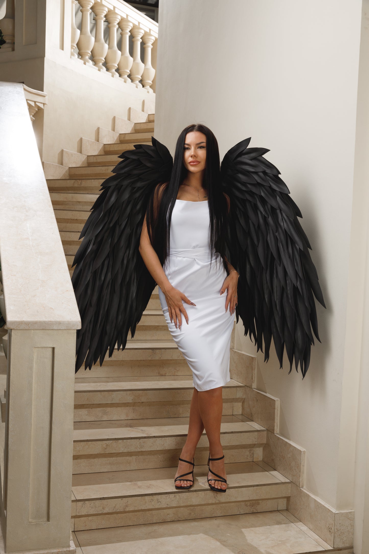Czarne skrzydła anioła kostium do sesji zdjęciowej "marki Bogacci"
