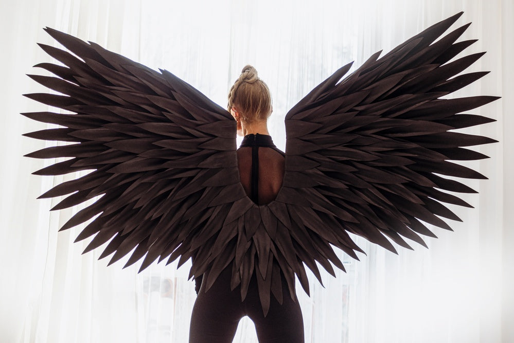 Czarne skrzydła do sesji zdjęciowej  "marki Bogacci"